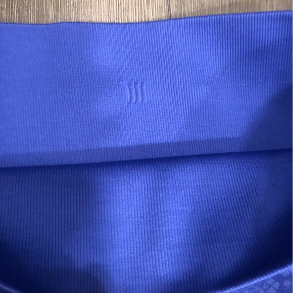 Lululemon Ebb Flow Crop Leggings - Picture 5 of 7